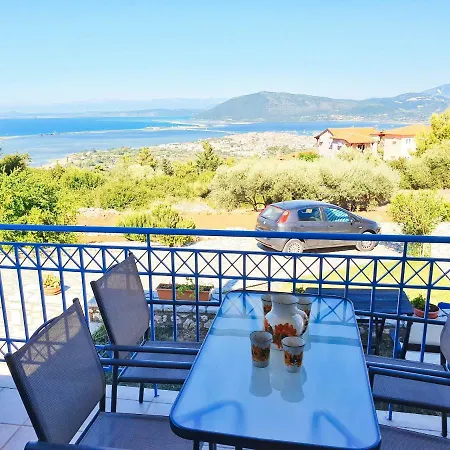 Villa Polikarpos Tsoukaládhes