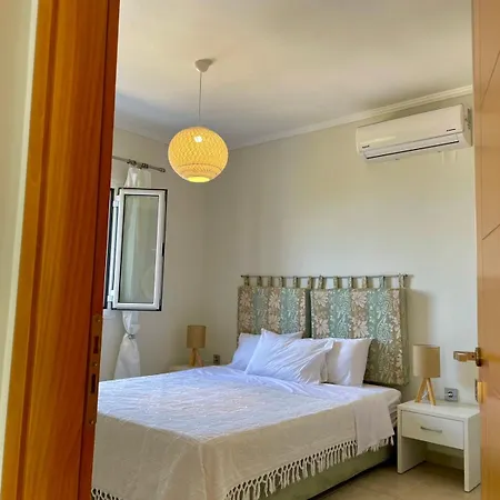 Polikarpos Tsoukaládhes