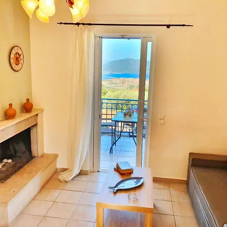 Villa Polikarpos Tsoukaladhes