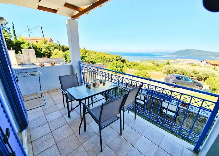 Villa Polikarpos Tsoukaládhes